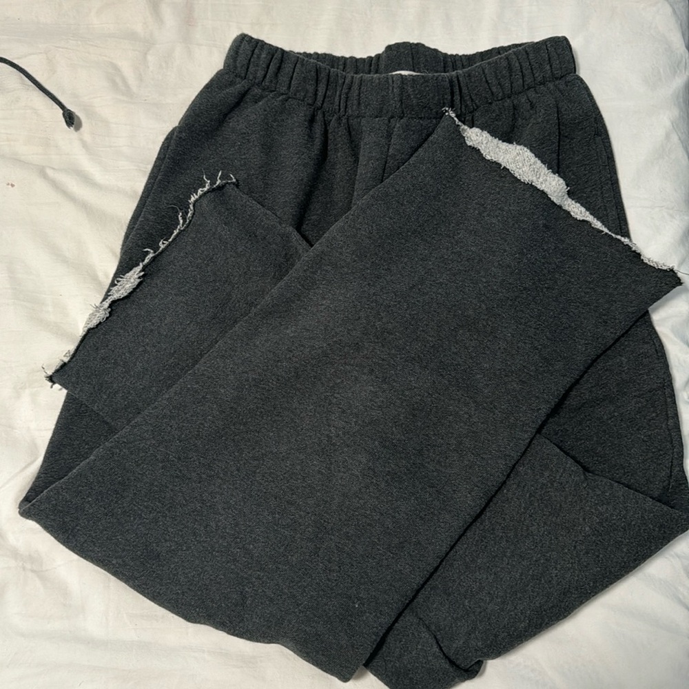 Brandy mellville wide legged baggy sweatpants
